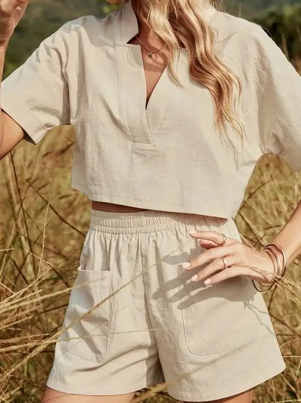 

Women's Summer 2023 New Solid Color Wide Leg Pants V-Neck Solid Color Shoulder Top and Patch Shorts Fashion Casual Set