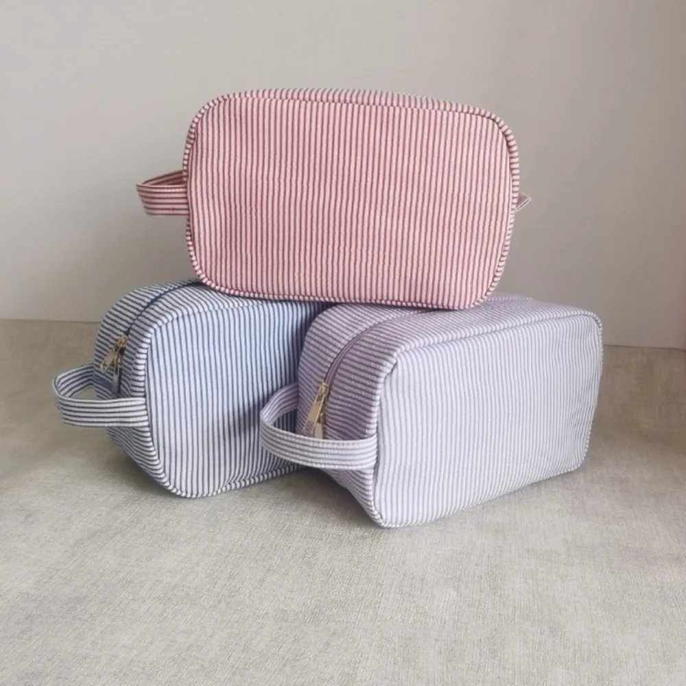 Vegan Seersucker Cosmetic Bags Women Cute Simple Striped Makeup Bag with Handle Female Large Capacity Travel Toiletries Pouches 6pcs large capacity luggage storage bags set waterproof suitcase packing cube clothes underwear cosmetic toiletries organizer