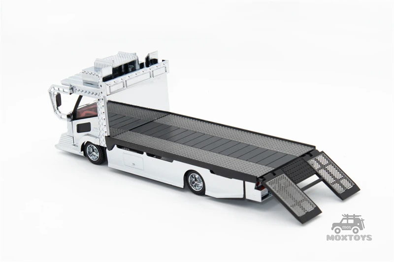 Micro Turbo 1:64 Dekotora Wing Custom / Flatbed Tow Truck