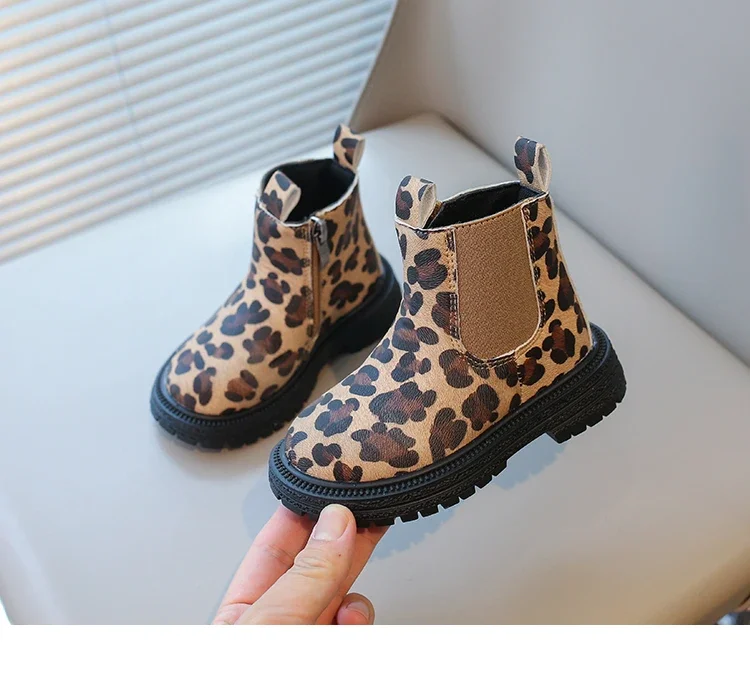 Jungen Stiefel Leopard druckt klassische kleine Kinder Stiefeletten Seite Reiß verschluss Mode klassische Unisex Mädchen Gummistiefel atmungsaktiv warm – Detail 5
