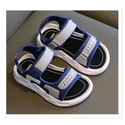 Children's and Girls' Sandals 2023 New Korean Edition Soft Sole Anti slip Medium and Small School Boys' and Baby Beach Sandals