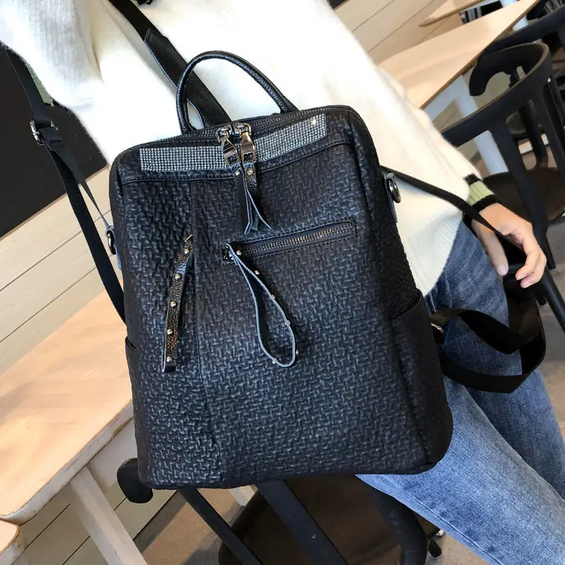 

Rivet Studded Genuine Leather Backpack, Waterproof And Anti-theft Travel Bag Fashionable And Versatile For Commuting Women's Bag