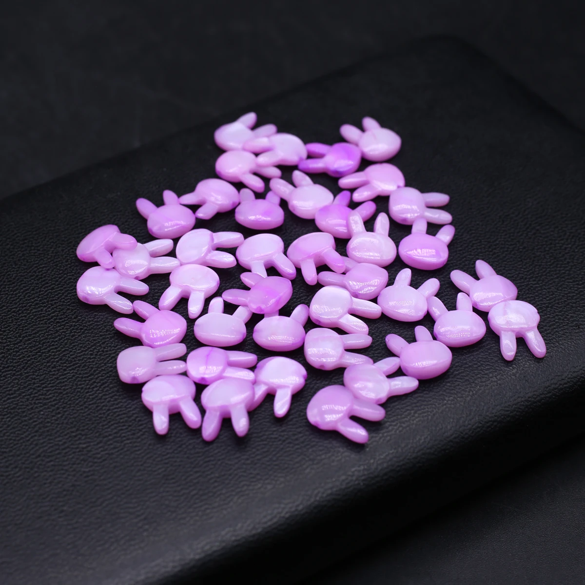 

10pcs Natural Freshwater Shells Beads Purple Cartoon Rabbit Scattered Loose Beads For Jewelry Making Necklaces Bracelets 12x10mm