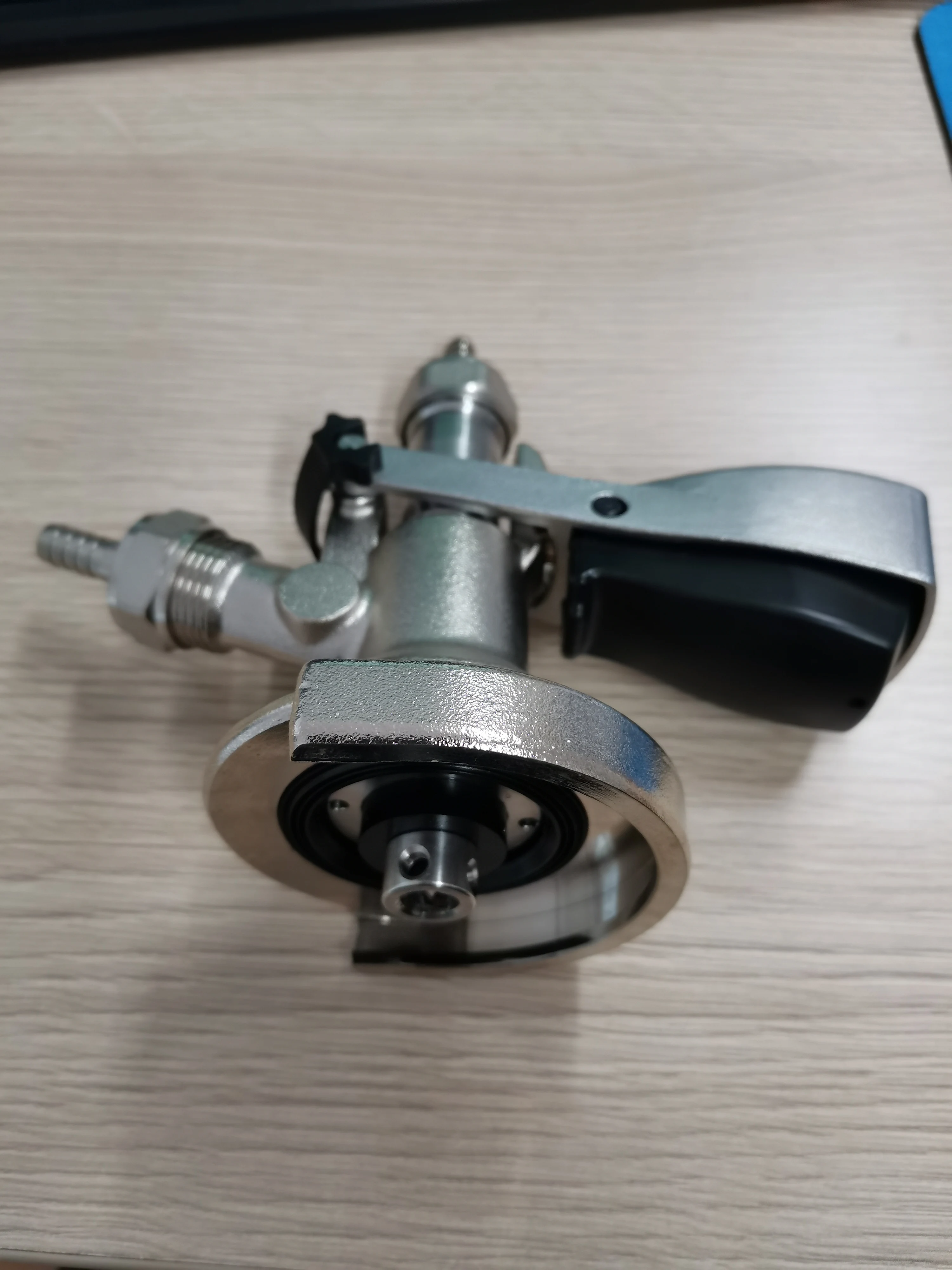 M Type Beer Coupler, Beer Keg Parts, Standard M Shape Keg Dispenser, Connector
