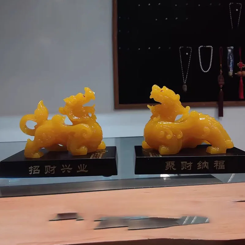 White Jade imitation Pixiu handicrafts, a pair of ornaments, Kirin feng shui to make a fortune, home decoration