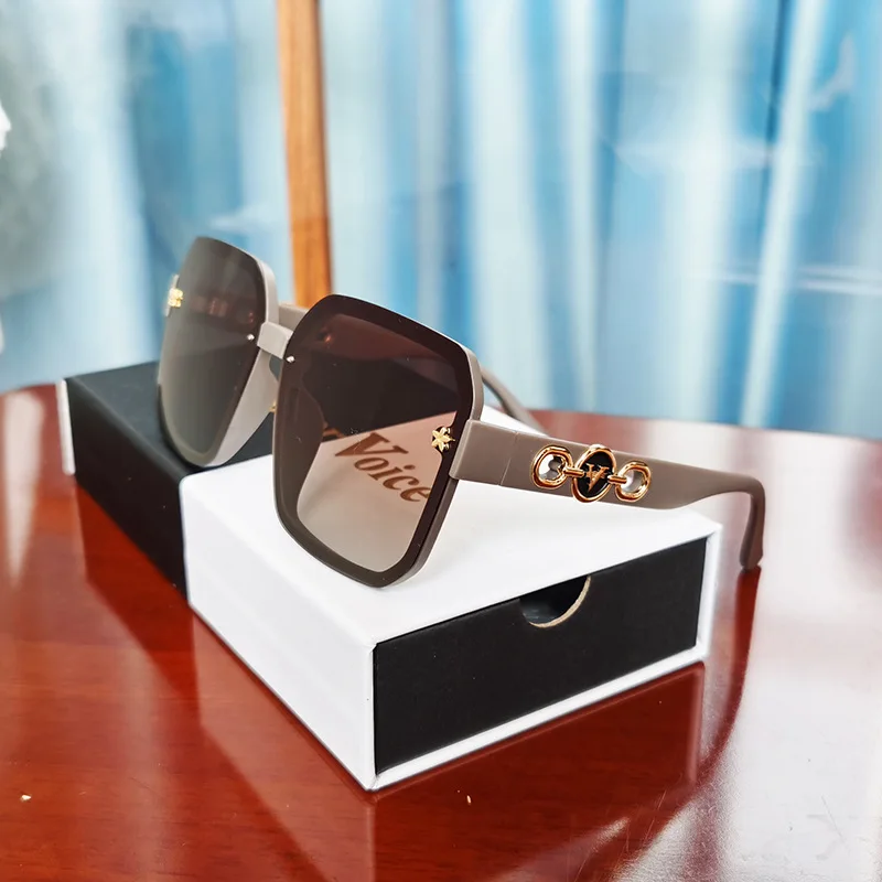 ������ ���� ���ο� ���� ���۶�, Tiktok. ���� ���� ���� ���۶�, �мųʺ��� �׶��̼� �Ȱ�