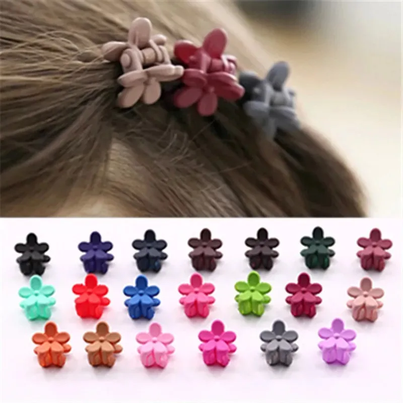 

30Pcs Girls Mini Colorful Hair Clips Flower Star Small Hair Claw Kids Sweet Hairpin Multi-Shape Clips Fashion Hair Accessories