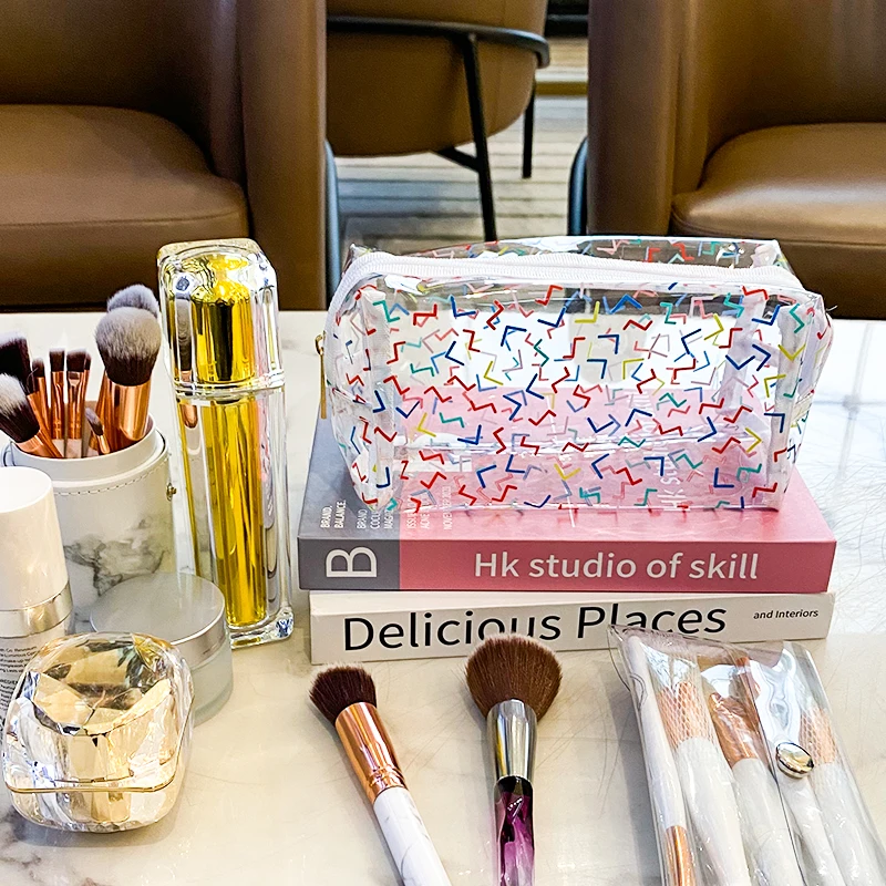 

Clear Travel Toiletry Bag wih Zippers Carry-on Travel Accessories Toiletries Cosmetic Pouch Makeup Bags for Men and Women