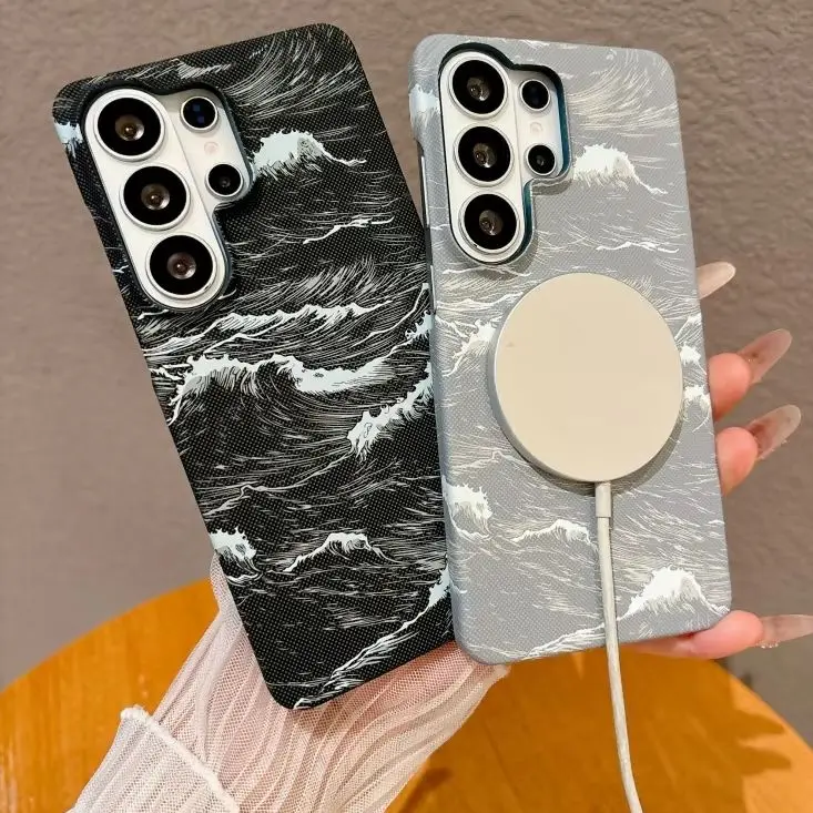 Luxury Carbon Fiber Wave Pattern Frameless Case with Wireless Charging Compatibility