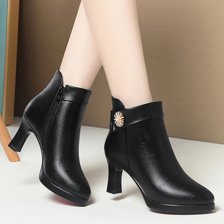 Women's Winter Waterproof Genuine Leather Ankle Boots Mom Thick Plush Warm Cotton Shoes Large Size Sexy High Heel Platform Boots