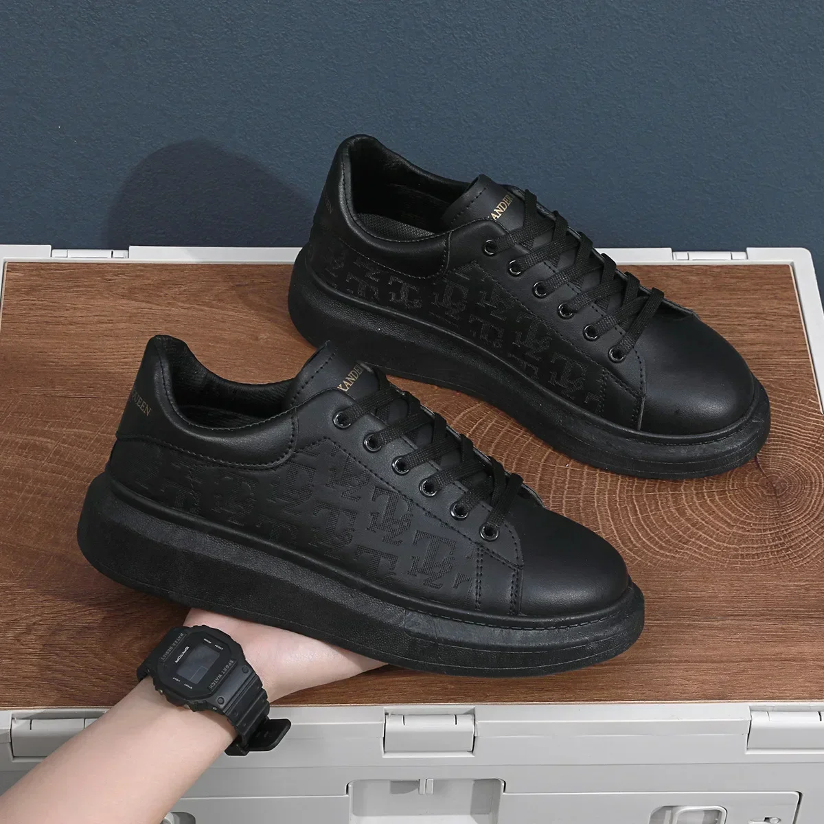 Leather Casual Shoes Men Lace-up Thick Sole Casual Sneakers Versatile Leather Muffin Shoes Elevated Male Board Footwear