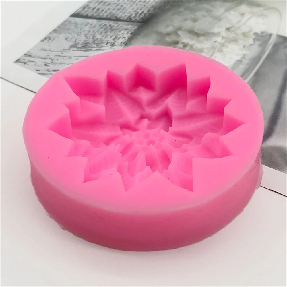 Silicone Mold Cake Mold Silicone Candle Mold Aromatherapy Candle Mold Silicone Candle Molds Candle Mold Christmas Holly Leaf Silicone Mold Fruit Flower Cake Baking Decorating Tool Chocolate Candle Soap Aromatherapy Plaster Mould DIY