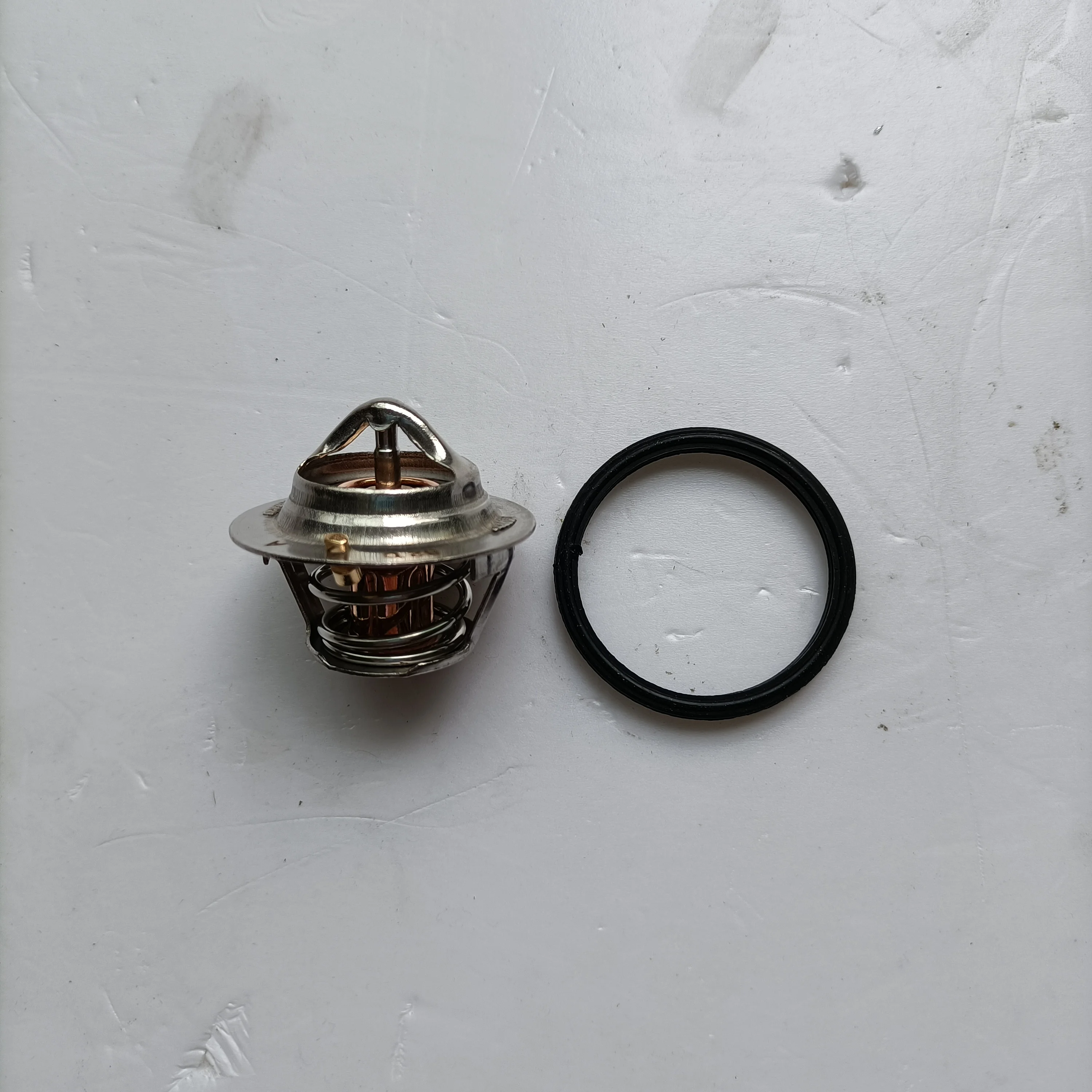 Auto Parts Thermostat for Changan Chana Alsvin 2010 475