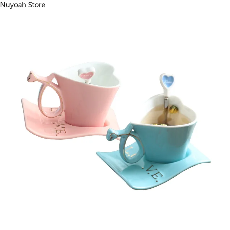Tazze in ceramica con manico a cuore per sublimazione