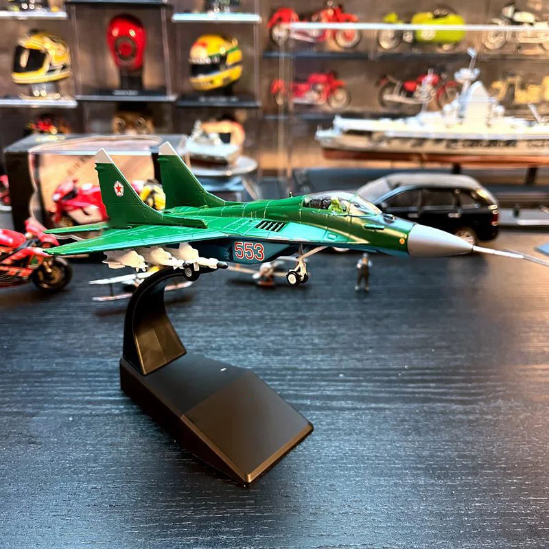 

1/100 Scale MIG-29 Fulcrum C Fighter Diecast Alloy Metal Plane Aircraft Airplane Model Gifts Toys Collection Display For Fans