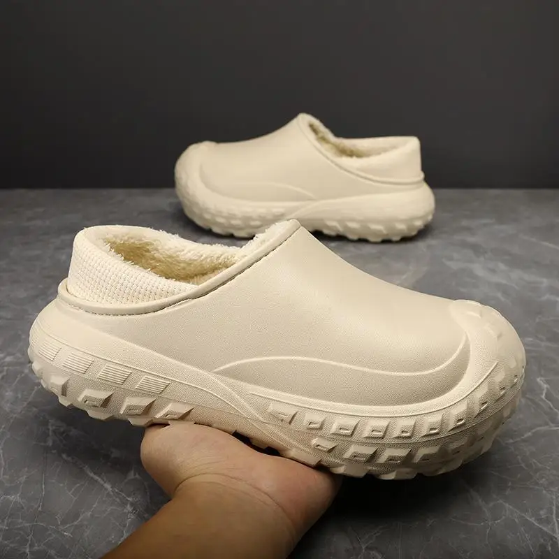 

Хлопковые тапочки мужские зимние на флисовой подкладке 45 см молодежные хлопковые туфли на пуху Домашняя мужская теплая обувь на платформе