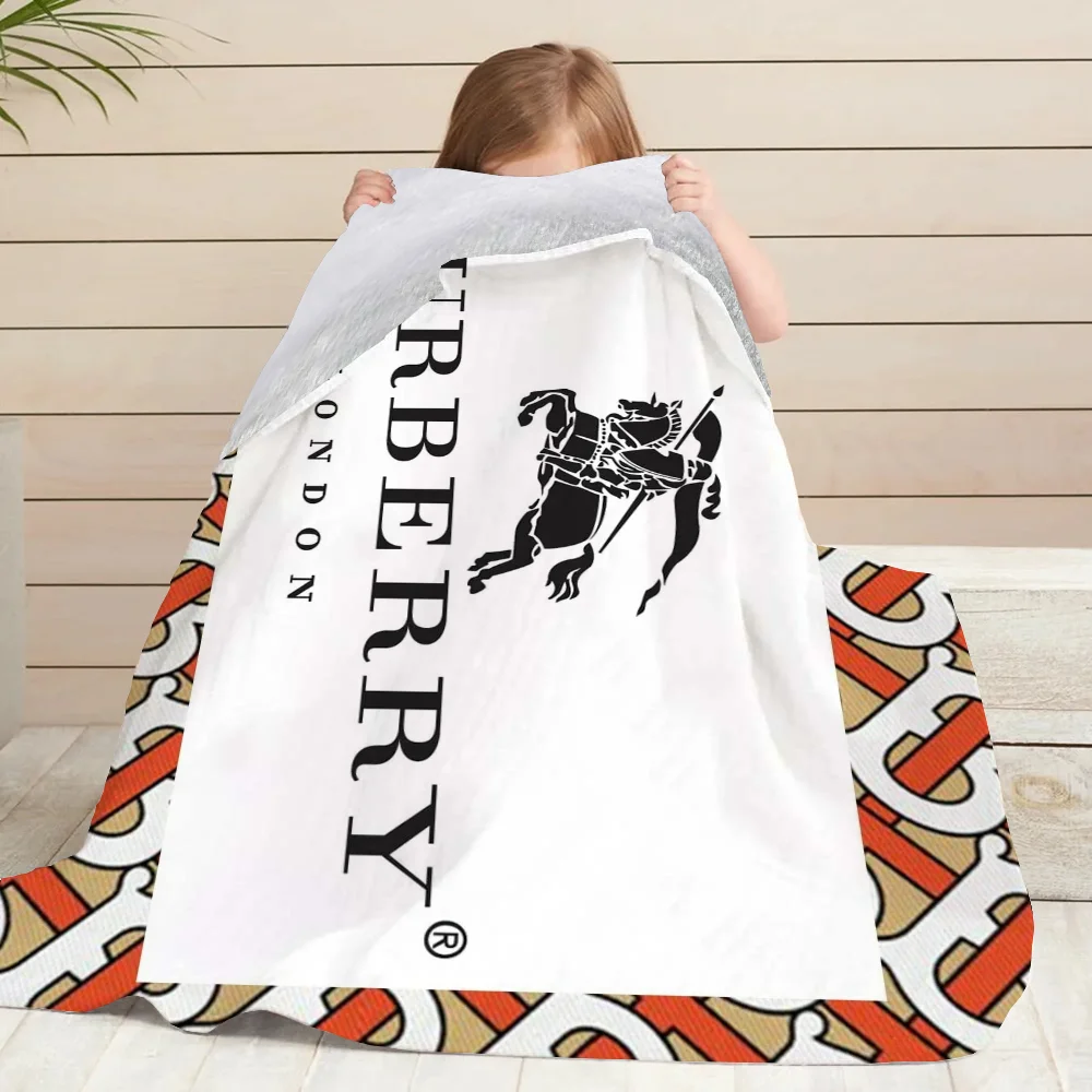 Small Blanket Cover Baby Blankets Kids Blanket Knee Blanket Blankets Winter Blanket B-burberry-y Bedspread on the Bed Sml Downy