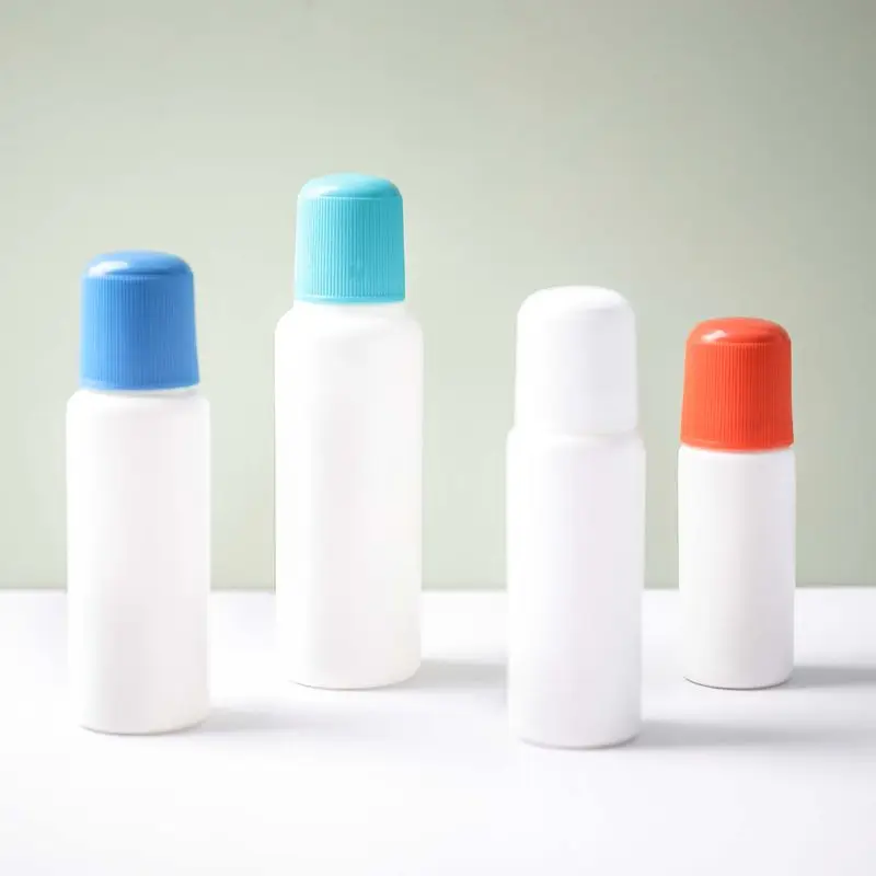 

1 шт., белая бутылка с губчатым аппликатором, 30/50/65/100 мл