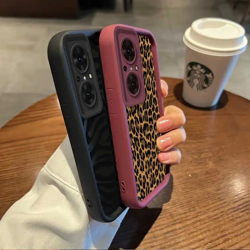 Leopard Elegance Sky Eye Ladder Phone Case Cover