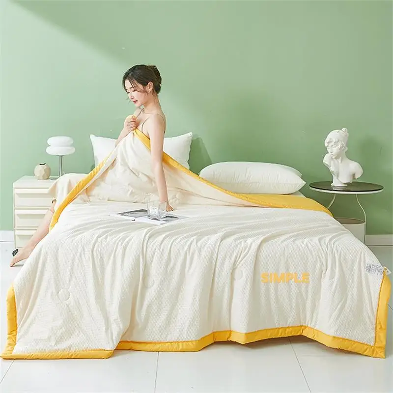 Summer Quilt Washed Air Conditioner Quilt Cooling Blanket Keep Cool in Hot Summer Air Conditioning Cooler