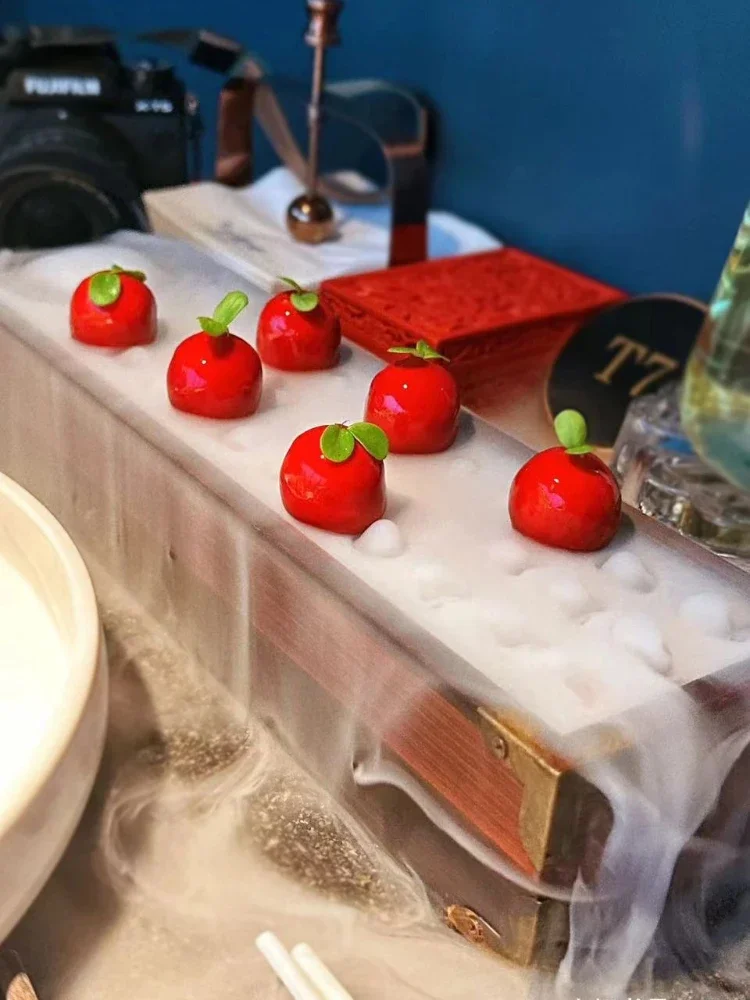 Creative Hotel Dry Ice Smoke Rectangular Container Goose Liver Tableware Cold Dishes Artistic Conception Club Tableware