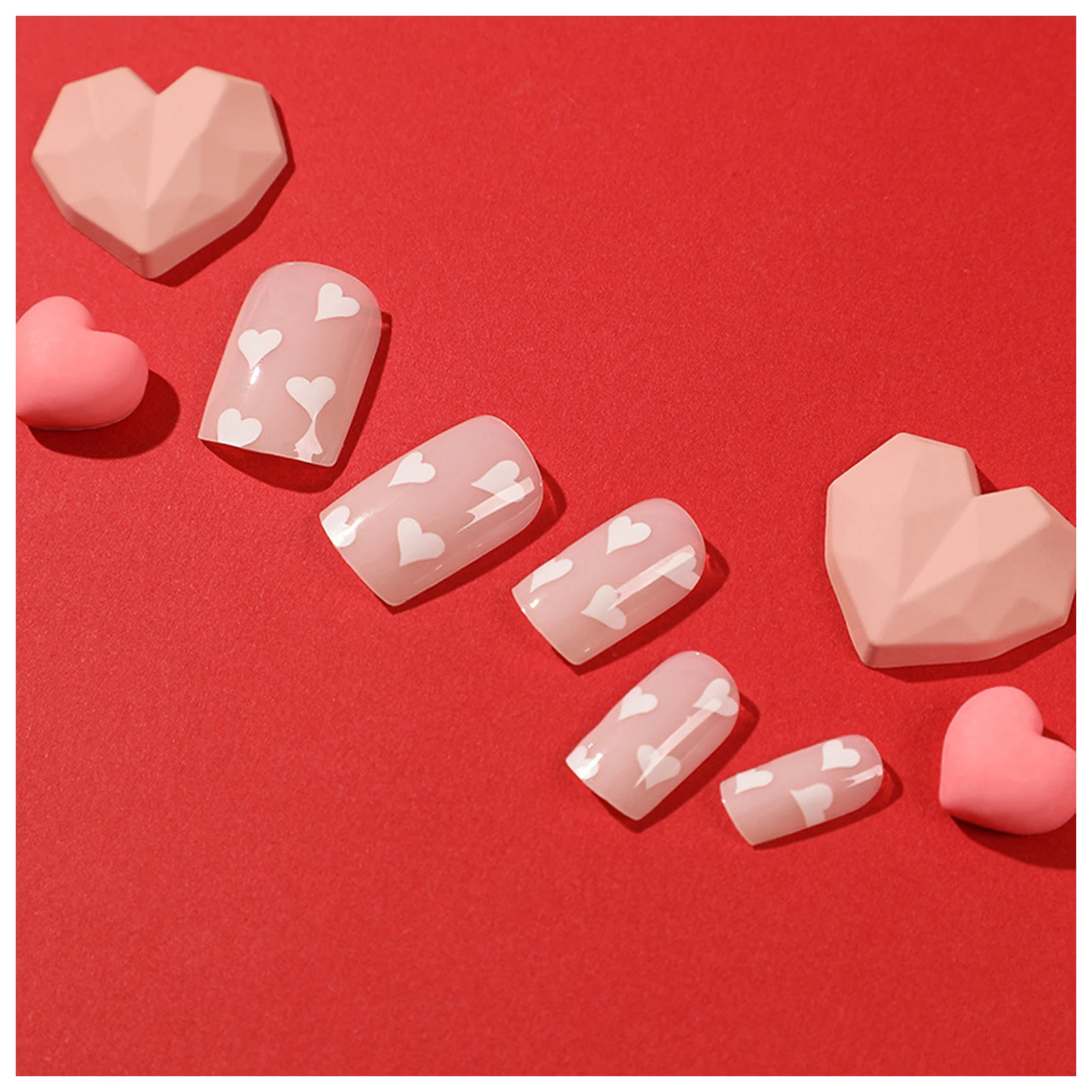 

Белый узор в виде сердца, розовые накладные ногти, не раздражающий запах, более глянцевые ногти для модных женщин, макияж для рук