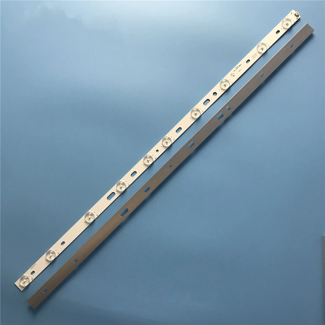 2 / LED Ʈ Ʈ FLTV-32K62 PB08D623173BL042-005H 320B01301401 T32ED07U