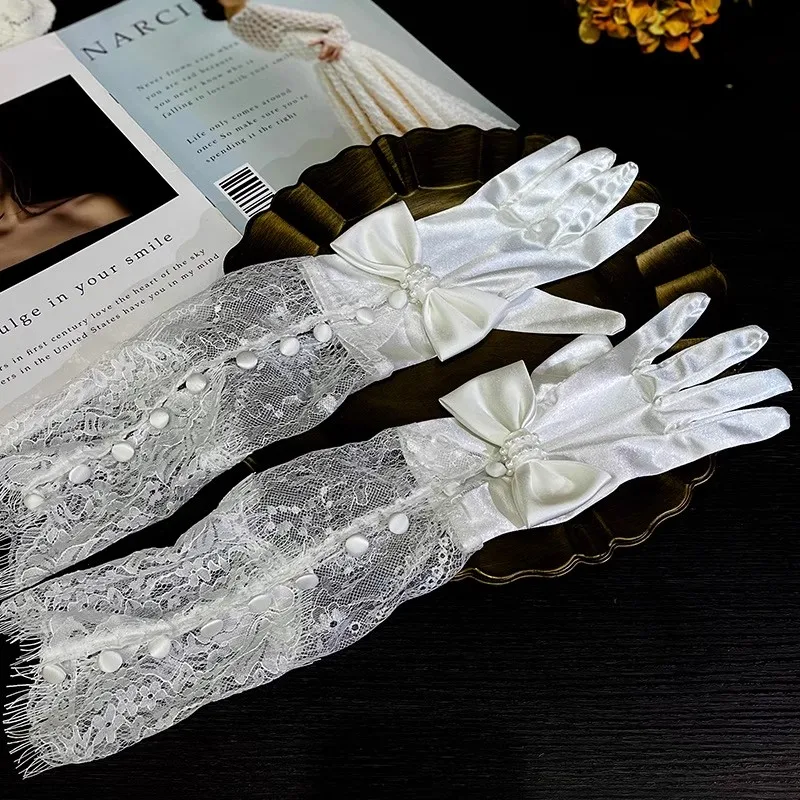 

Women's Elegant Lace Patchwork Long White Satin Glove Female Spring Summer Vintage Sunscreen Driving Photograph Party Glove R508