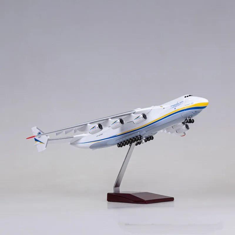 1:200 Scale Ukraine An225 Transport Airplane Diecast Resin Model Airbus Decoration Aircraft Gift Collection Display Toys For Boy 1 200 scale 2 in 1 42cm antonov an 225 model maria ukraine transport plane aircraft collection gift the space shuttle buran an22