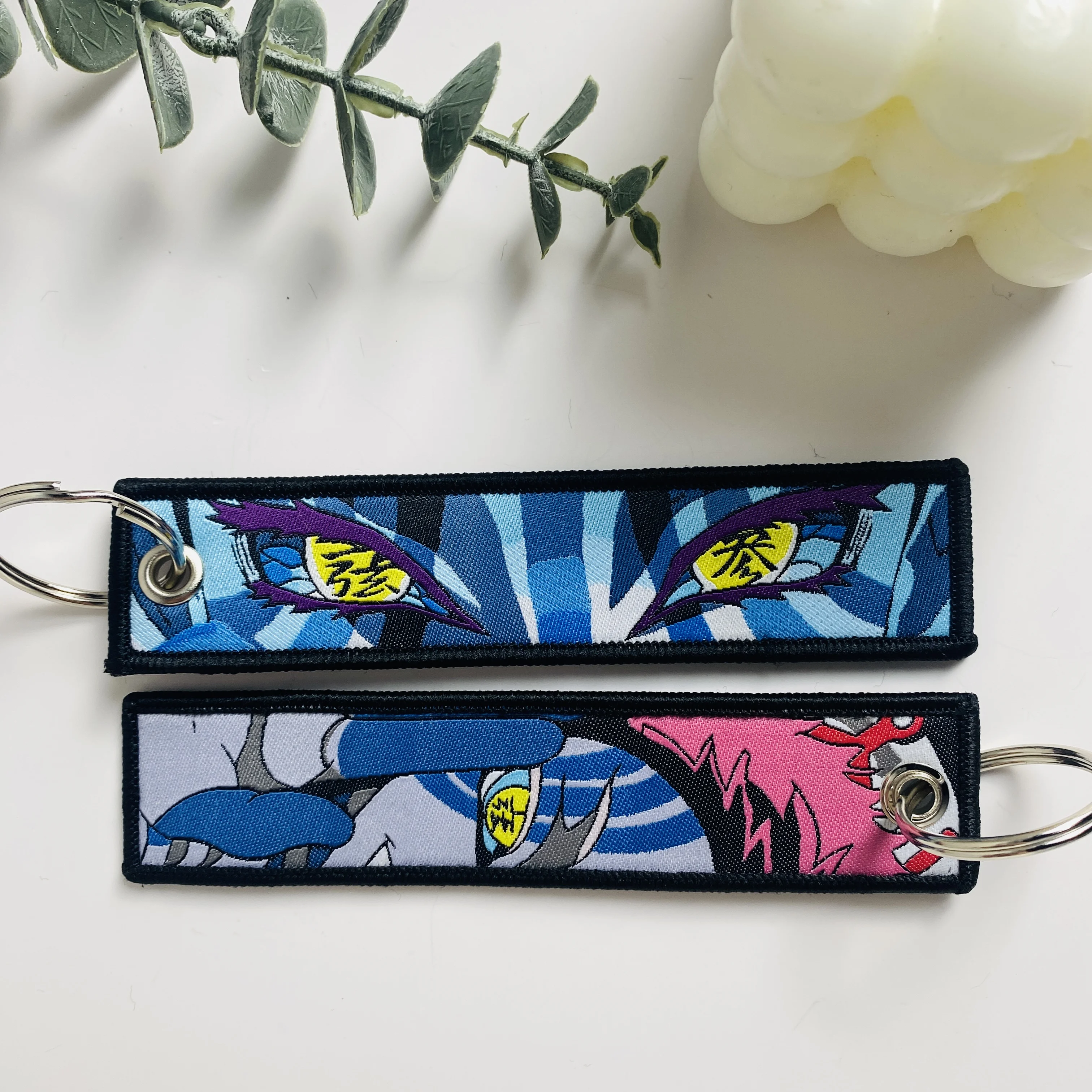 Japanische Anime Schlüssel bund coole Stickerei Schlüssel anhänger Motorräder Autos Rucksack Schlüssel halter Schlüssel ring Geschenke Original – Detail 11