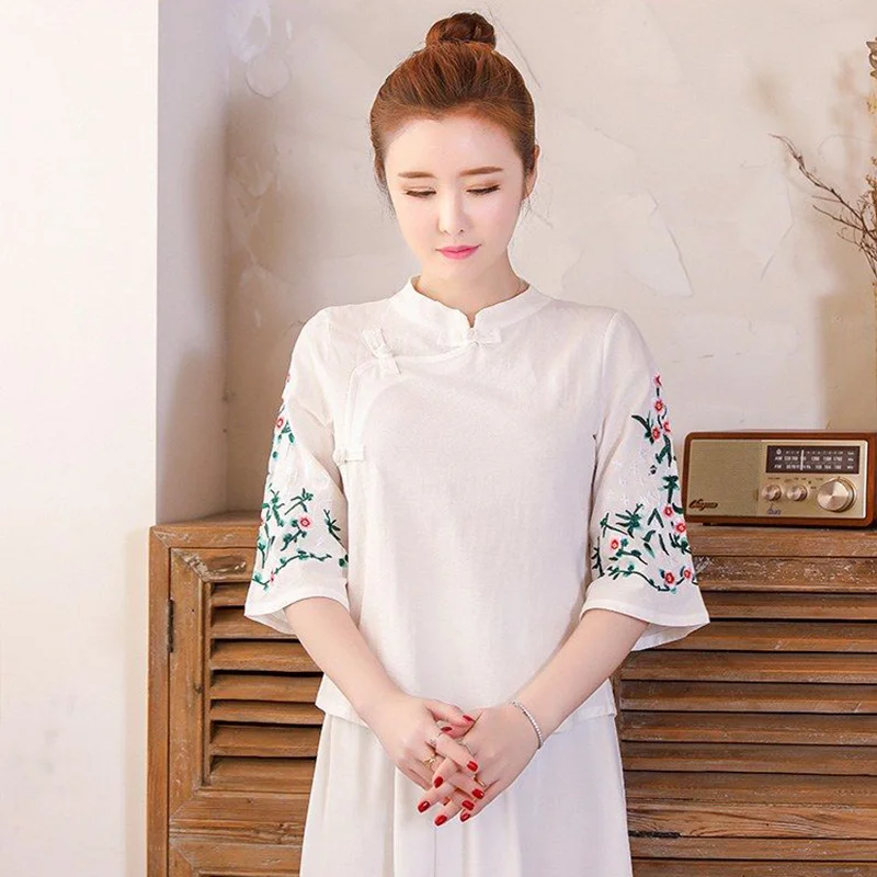 New Chinese Style Women's Shirts Stand Collar Buckle Loose National Women Blouse Top Size Chinese traditional coat woman