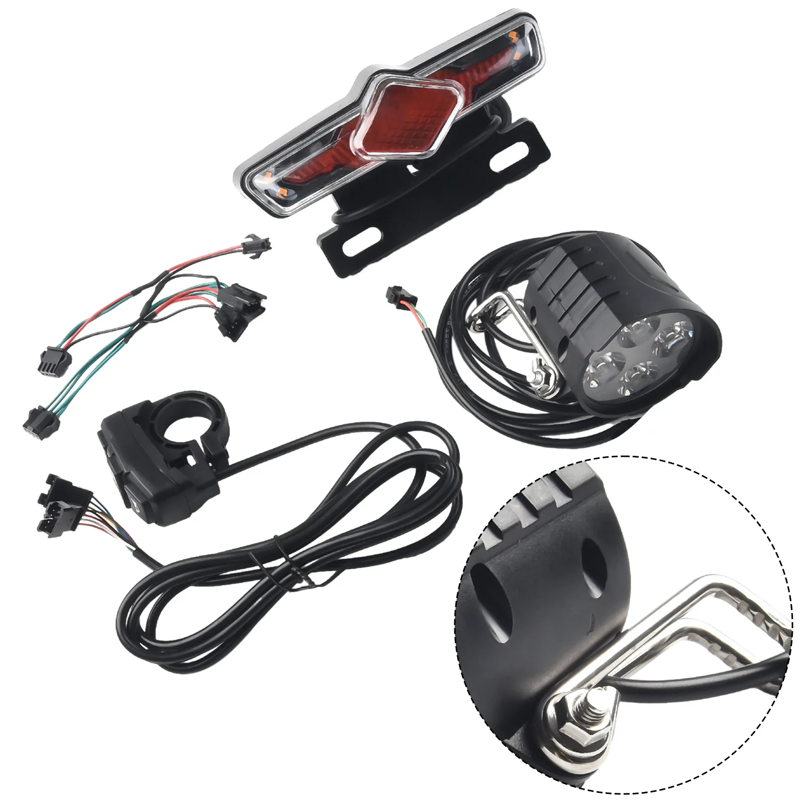 Set Luci Anteriori e Posteriori per E-Bike 12-72V, Lampada per Portapacchi con Clacson e Faro, Interruttore per Bicicletta Elettrica, Accessori per E-bike