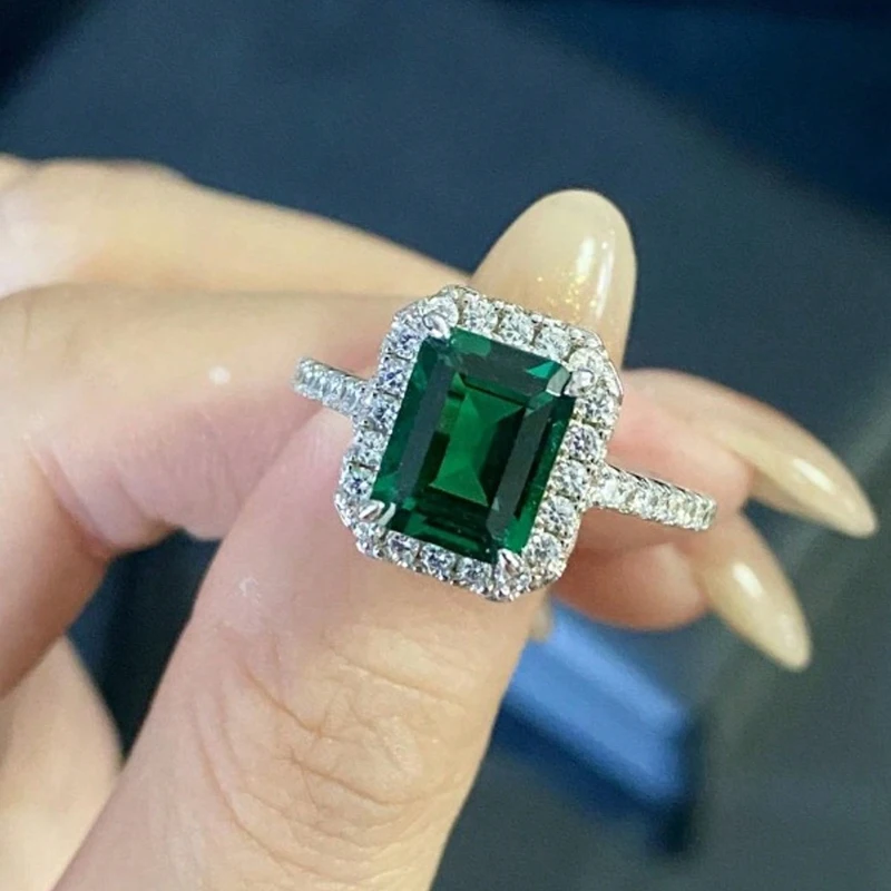 Elegant Green Square Gemstone Ring in 925 Sterling Silver – Luxury Women's Engagement and Wedding Jewelry