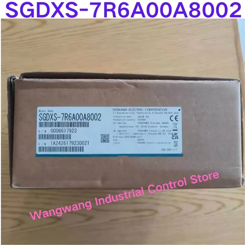 새로운 드라이브 SGDXS-7R6A00A8002 1KW