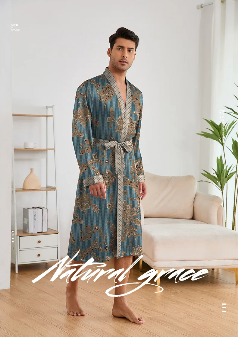 Fashion Design Pajamas Suit Men New Paisley Printed Nightgowns