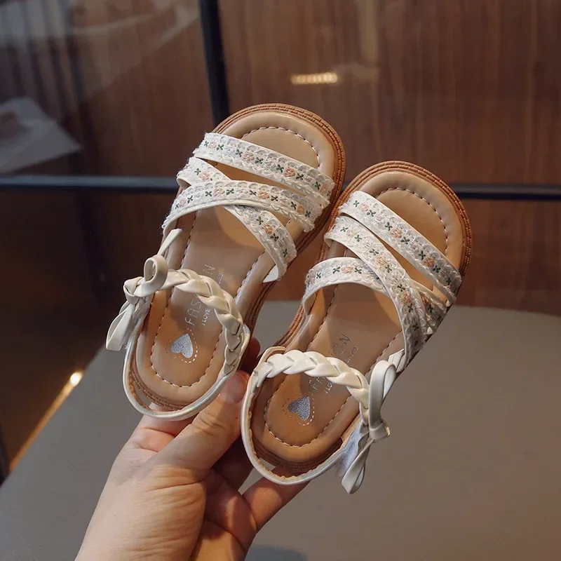 Girls Sandals Summer Children Princess Shoes Open-toe Embroider Flower Bowknot Flat Sandals Soft Soled