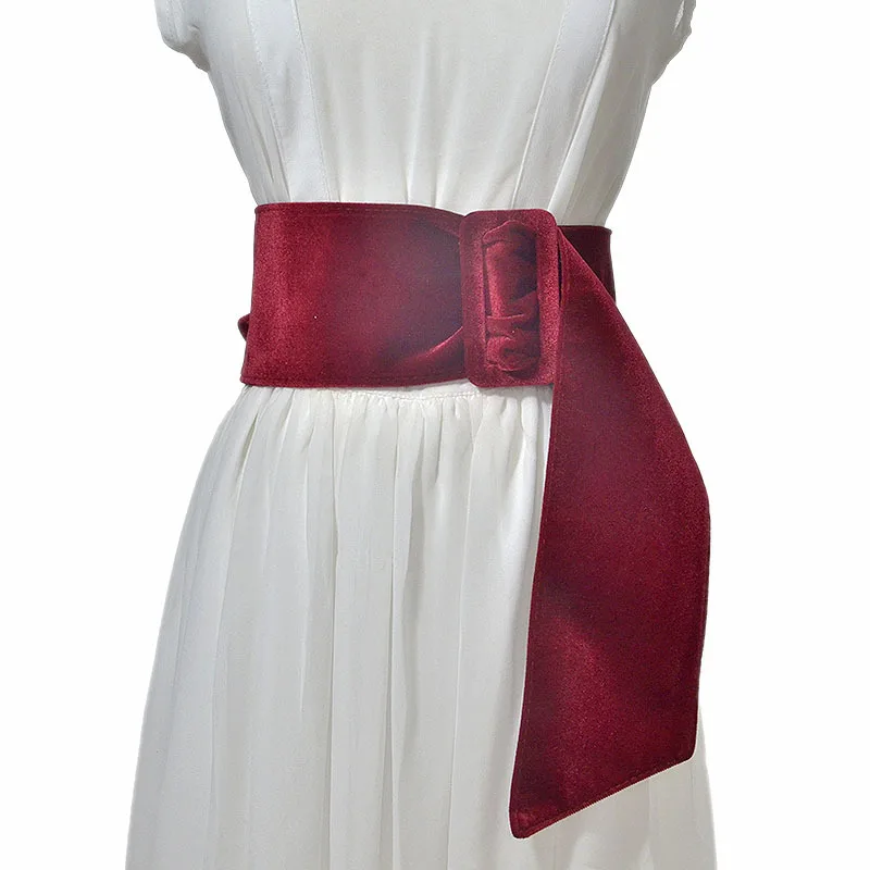 Women Autumn And Winter New Waist Cover Wine Red Golden Velvet
