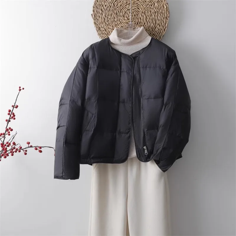 

2023 Women's Clothing Fashion age-reducing round neck short down coat Winter New
