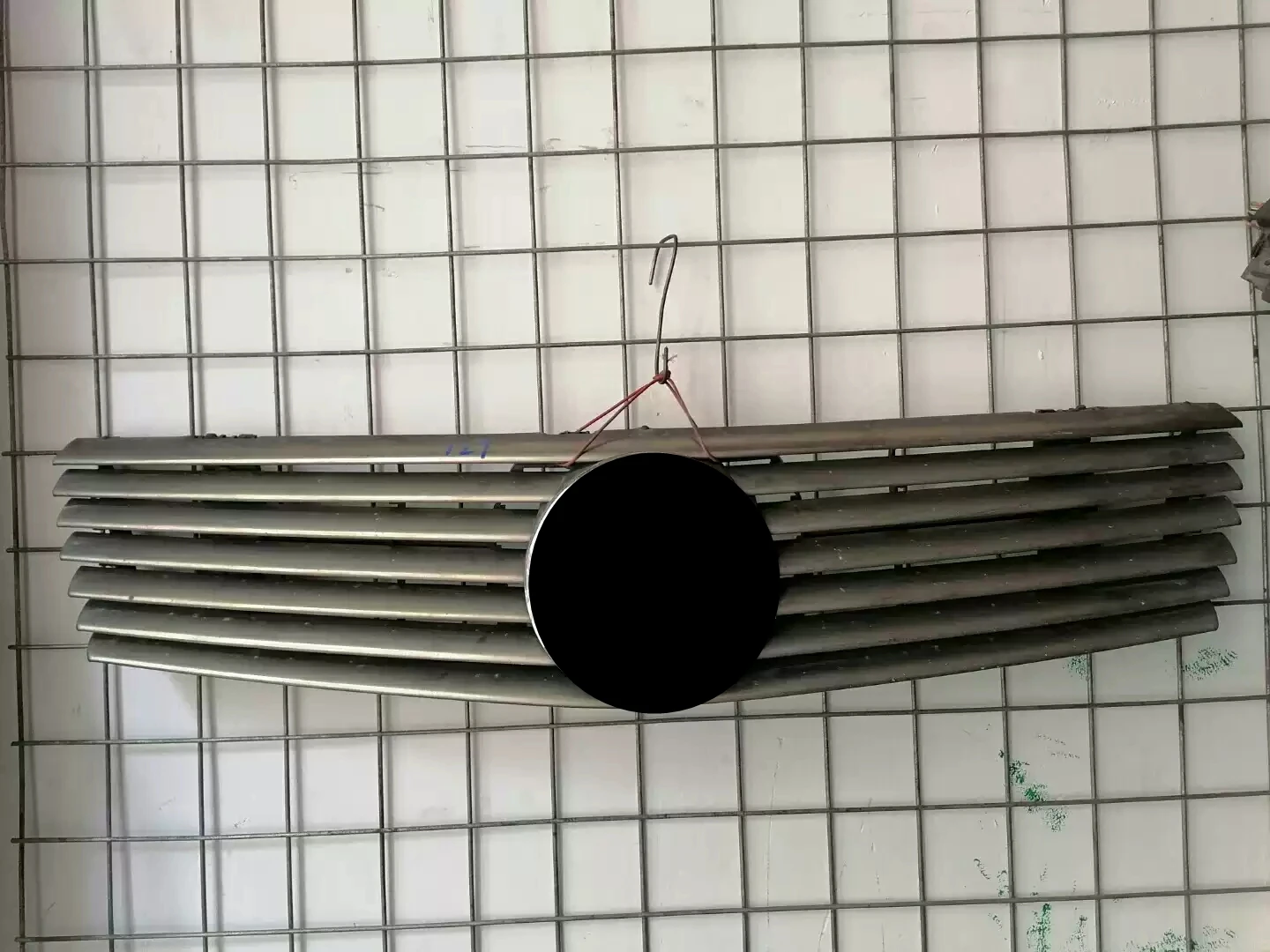 

For Mercedes Benz w124 w126 w129 e240 sl320 r129 w202 Front Bumper Grill Grille Car accessories accesorios para auto