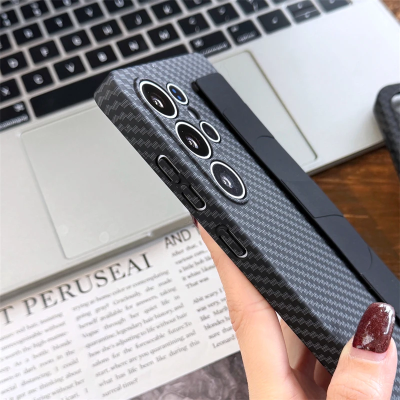Premium Carbon Fiber Pattern Silicone Wrist Strap Case - Shockproof Hard PC Thin Cover
