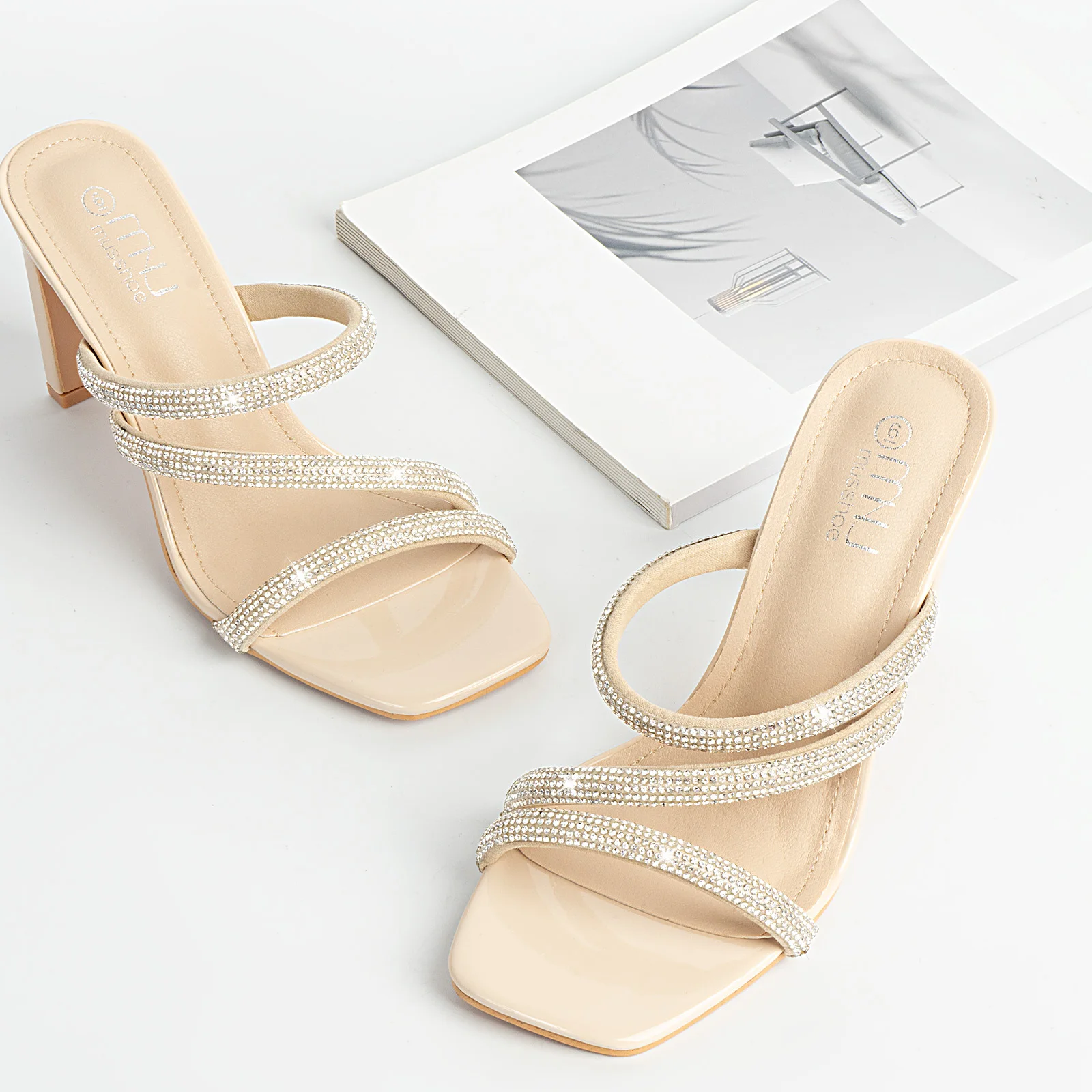 صندل نسائي بكعب عالٍ متلألئ بمقدمة مربعة |   حذاء نسائي بكعب مكتنز للربيع والصيف والخريف