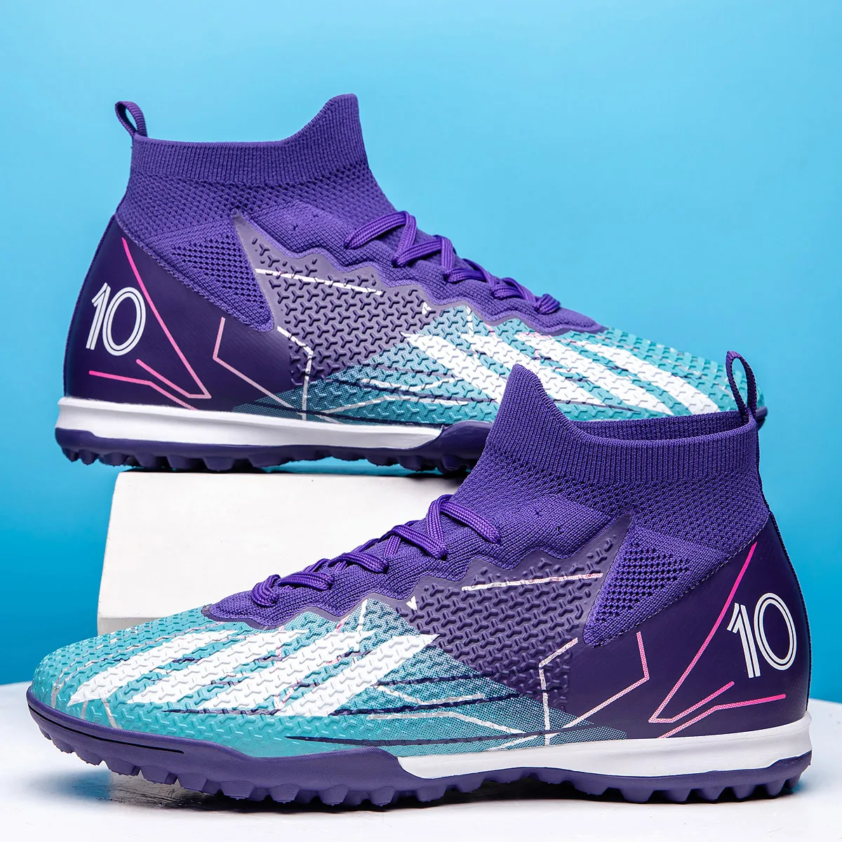 Professional Sports Soccer Shoes TF Non Slip for Teenagers