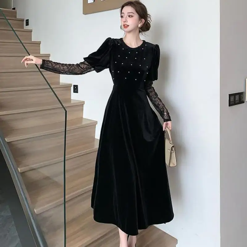 

Fashionable Velvet Dress For Women 2023 Autumn/Winter New Celebrity Style Lace Long Sleeve Spliced Mid Length Black Skirt