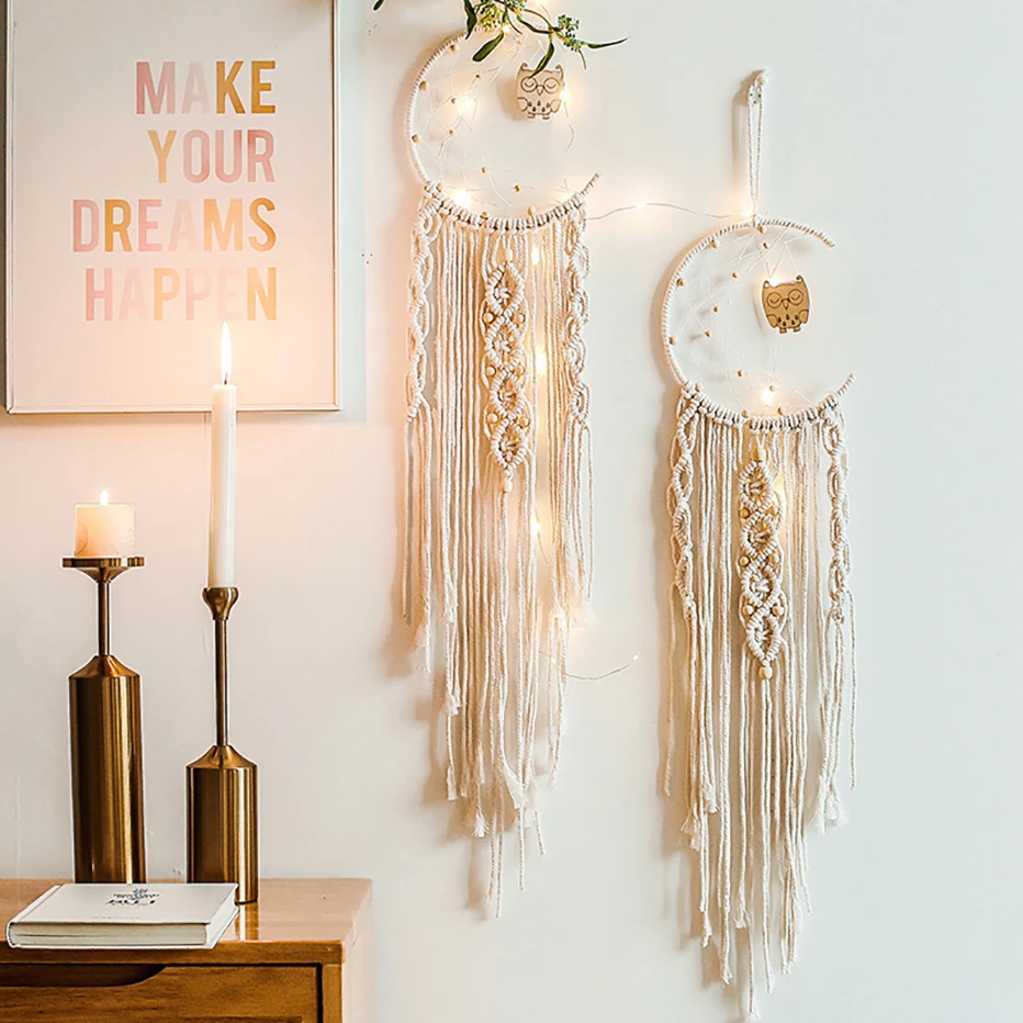 Décoration Murale Suspendue Avec Pompons En Coton Beige BUREWALA