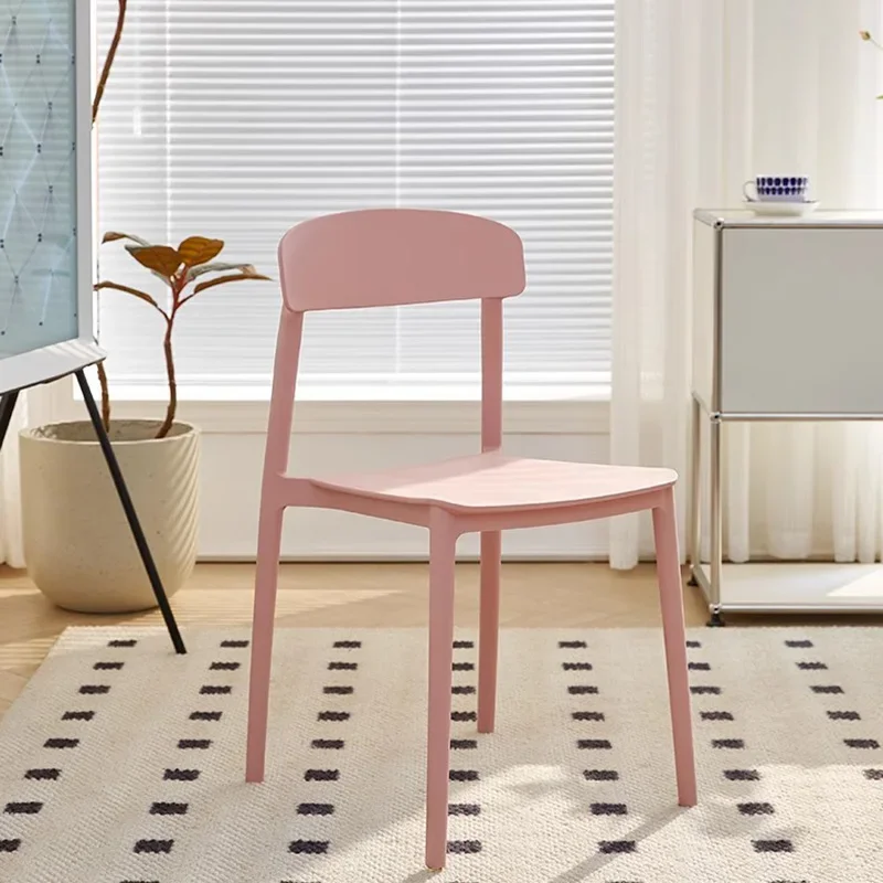 

Trendy Comfortable Dining Chairs Plastic European Living Ultralight Dining Chairs Nordic Luxury Cadeiras De Jantar Furniture
