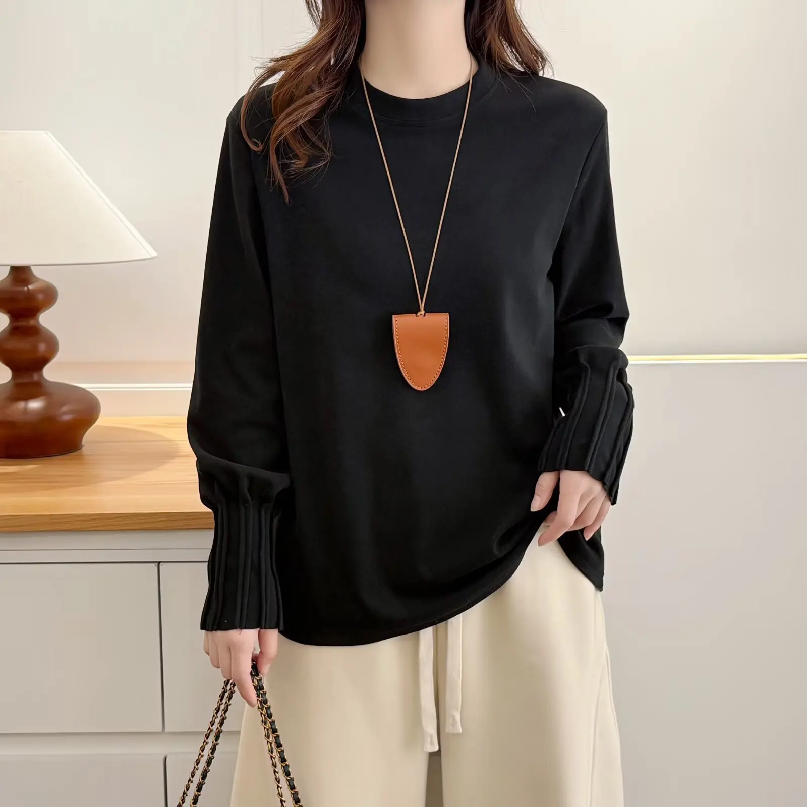 XXXXL Fashion Plus Size Women's T-Shirt Stylish Long Sleeved Pleated Cuffs For The 2025 autumn/winter De Velvet Warm Tops 088