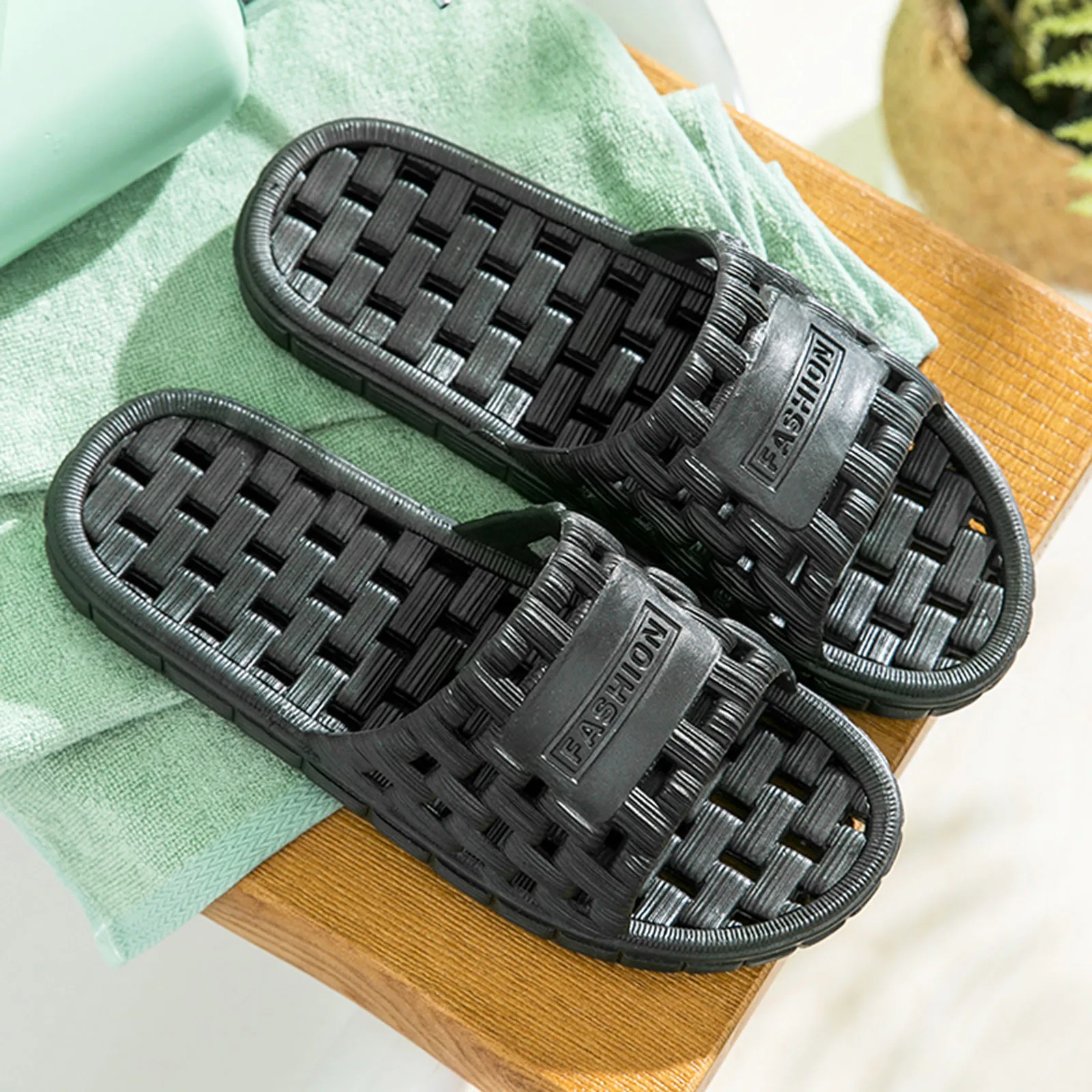 Breathable Massage Soft Sole Quick Drying Slipper Mens Summer Slippers Unisex Summer Bathroom Design Sense Non-Slip Flat Sandals soft slippers summer slippers anti slip sandals massage slippers