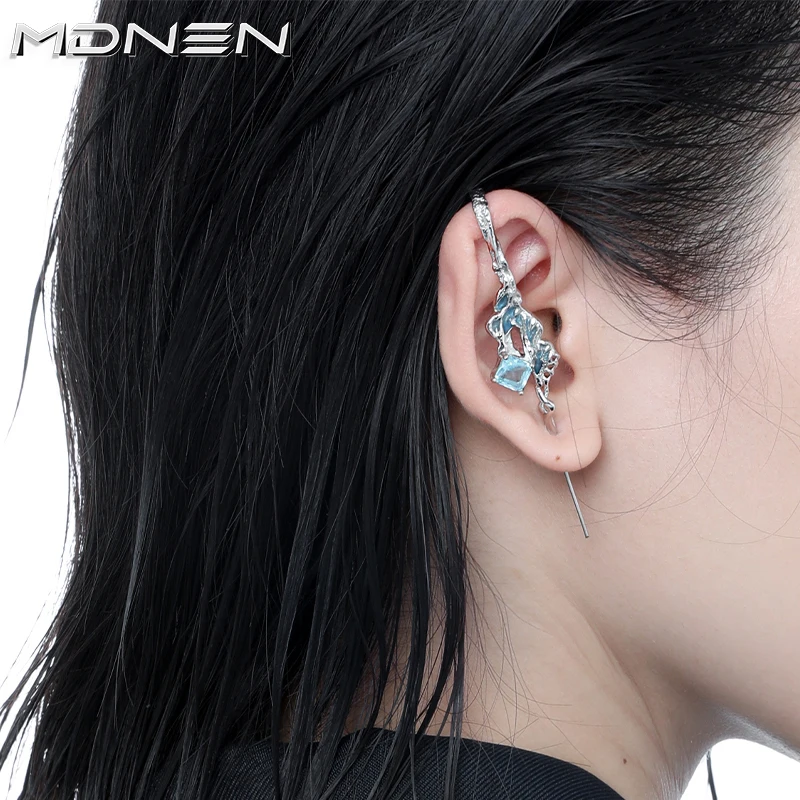 

2023 New Sea Earrings Blue Diamond Niche Design Alloy Material Cyberpunk Style Men's And Women's Jewelry Party Gift