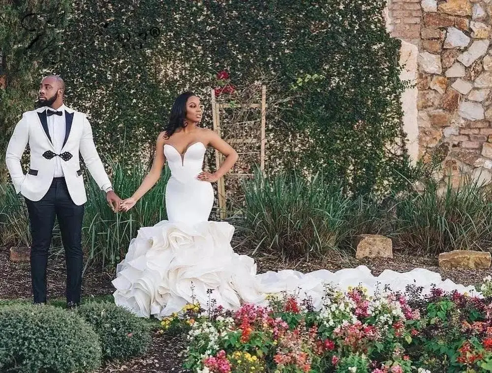 

Платье женское свадебное с юбкой-годе, открытой спиной и оборками