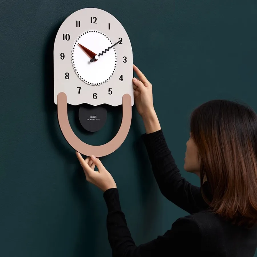 

Gift Wood Wall Clock Home Decor Colorful Art Unique Hand Wall Clock Living Room Numbers Round Modern Design Wanduhr Home Decor